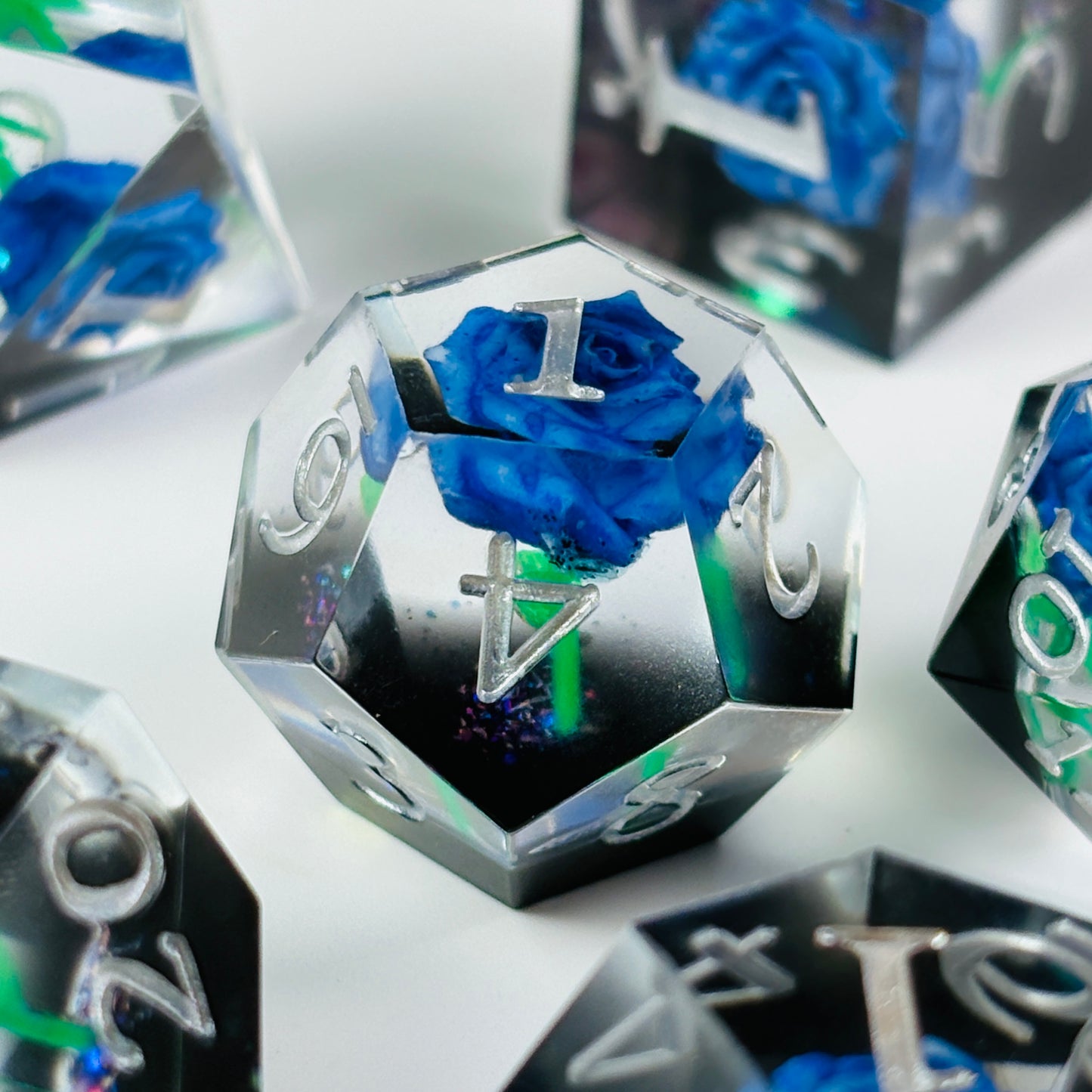Rose DnD Dice Set, Sharp Edge D&D Dice Full Set, Dungeons and Dragons Polyhedral RPG DND Dice D6, D20, Gift for Gamer