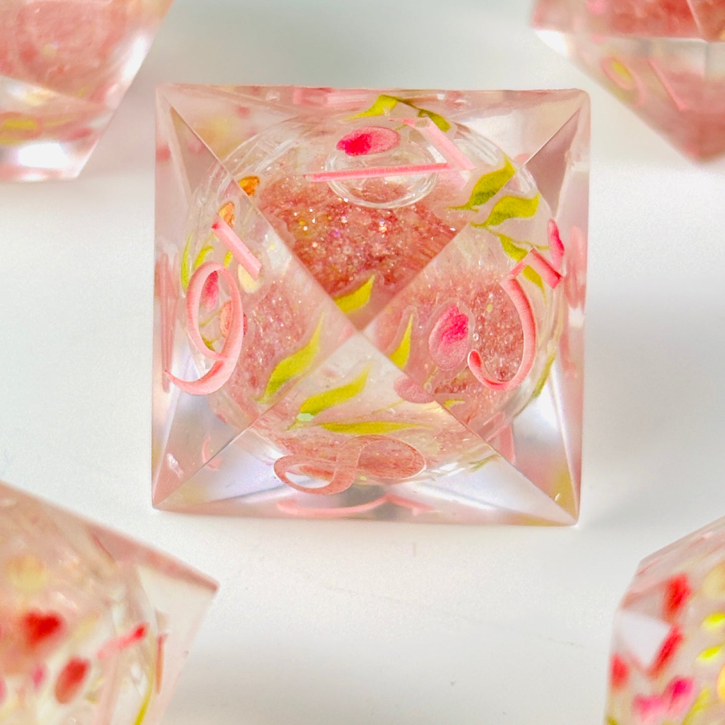 Tulip Bloom Dice Liquid Core DnD Dice Set, Sharp Edge D&D Dice Full Set, Dungeons and Dragons Polyhedral RPG DND Dice D6, D20, Gift for Gamer
