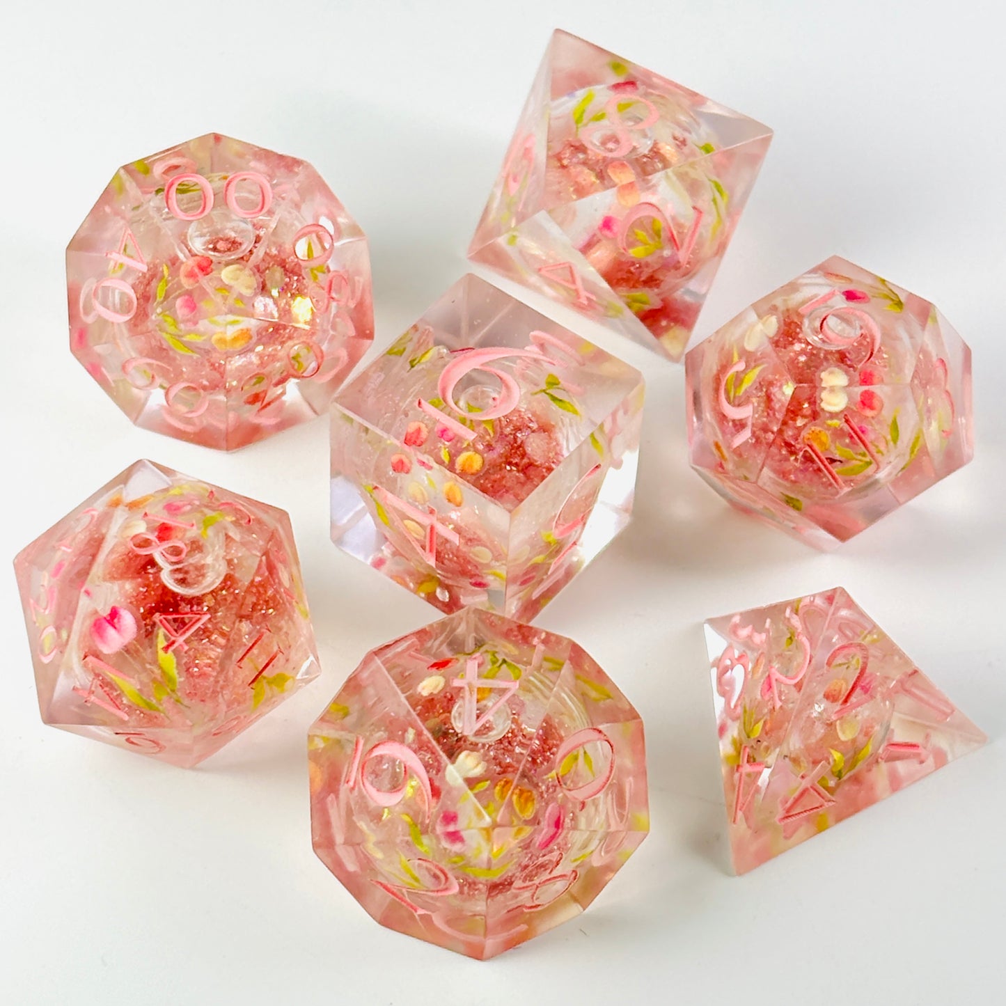 Tulip Bloom Dice Liquid Core DnD Dice Set, Sharp Edge D&D Dice Full Set, Dungeons and Dragons Polyhedral RPG DND Dice D6, D20, Gift for Gamer